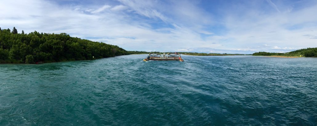 photo-rivgen-power-system-on-station-in-kvichak-river-igiugig-alaska-prior-to-deploy-july-2015-pic-1